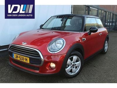 Occasion Mini Cooper Business 136 PK (100 kW) 2016 Rood Hatchback