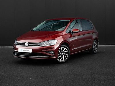 Occasion VW Golf Sportsvan Highline 2018 Rood MPV