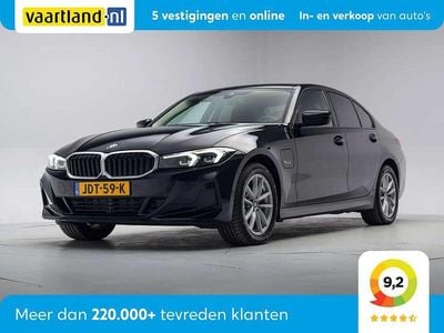 Zwart Occasion 2023 BMW 320e Executive Sedan | € 29.445 (Super prijs)