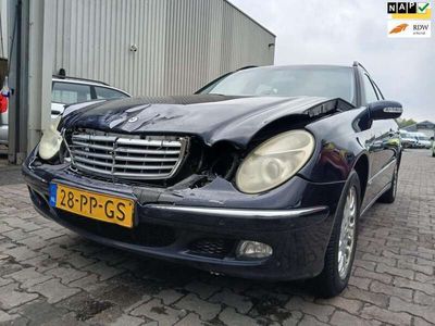 Mercedes E200