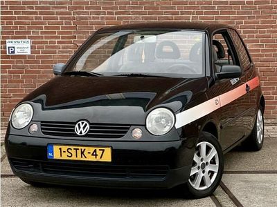 Zwart, metallic lak Gebruikt 2001 VW Lupo Comfortline Hatchback | € 1.650 (Iets duurder)