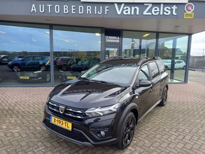 tweedehands Dacia Jogger 1.0 TCe Extreme 7p., Airco(automatisch), Carplay, Navigatie, Stoelverwarming, Parkeersensoren, Camera, Cruise control, Handsfree bellen, Dimlicht automatisch, Regensensor, Elektrische ramen en spiegels, Trekhaak afneembaar, Keyless, Auto in n