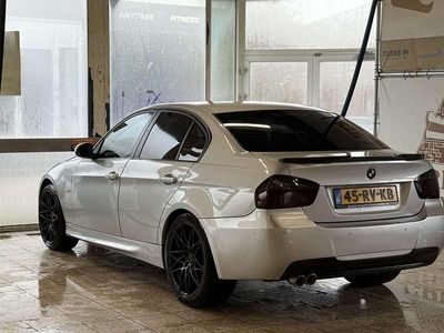 Grijs Gebruikt 2005 BMW 318 Sedan | € 5.000 (Iets duurder)