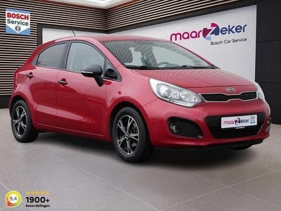 Rood Occasion 2012 Kia Rio Plus Hatchback | € 7.450 (Eerlijke prijs)
