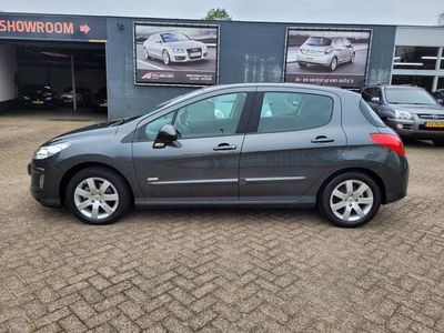 tweedehands Peugeot 308 CC 1.6 VTi Millesum 200 - 1e Eigenaar Dealer onderhouden 37.183 Kilometer nap - Airco e - Cruise - Afneembare trekhaak