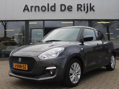 Grijs Occasion 2020 Suzuki Swift Hatchback | € 14.950 (Eerlijke prijs)
