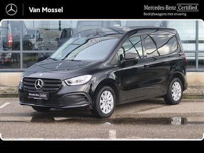 Zwart (metallic) Gebruikt 2024 Mercedes Citan 110 Van | € 23.945 (Duur)