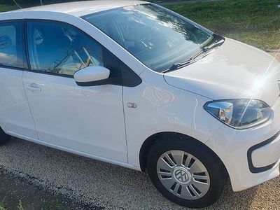 Gebruikt 2015 VW up! Hatchback | € 3.600 (Goede deal)