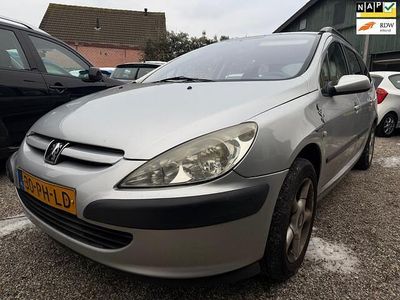 Grijs Occasion 2004 Peugeot 307 Stationwagen | € 1.450