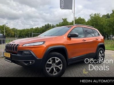 Oranje Occasion 2015 Jeep Cherokee Limited SUV | € 14.995