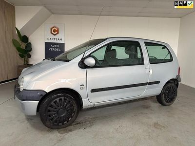 Occasion Renault Twingo 75 PK (55 kW) 2002 Grijs Hatchback
