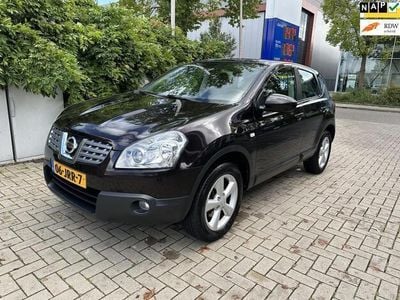 Paars Gebruikt 2009 Nissan Qashqai Acenta SUV | € 5.750 (Goede deal)