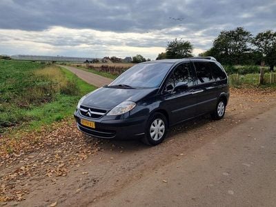Zwart (metallic) Gebruikt 2005 Citroën C8 MPV | € 2.850