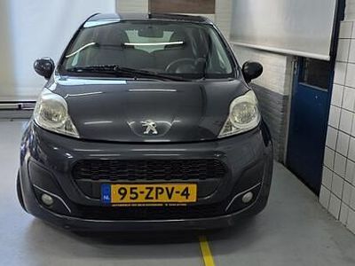 Grijs Gebruikt 2013 Peugeot 107 Active Hatchback | € 4.500 (Eerlijke prijs)