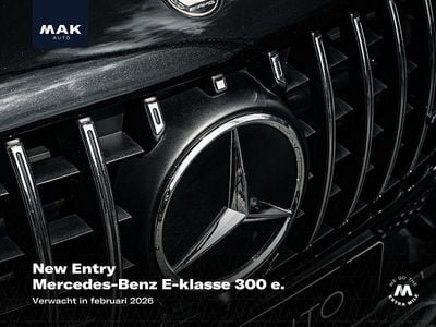 Blauw Gebruikt 2025 Mercedes E300 Sport Edition Sedan | € 65.950 (Eerlijke prijs)