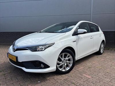 Toyota Auris Hybrid