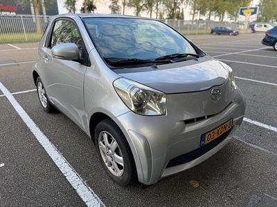 Toyota iQ