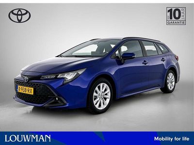 Blauw Gebruikt 2024 Toyota Corolla Hybrid Active Stationwagen | € 26.495