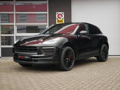 Zwart (metallic) Occasion 2022 Porsche Macan Sport SUV | € 73.945