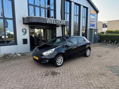 Zwart Occasion 2013 Kia Rio Hatchback | € 2.290 (Goede deal)