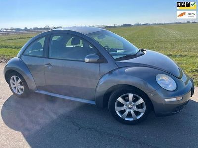 Occasion VW New Beetle Highline 116 PK (85 kW) 2006 Grijs Hatchback