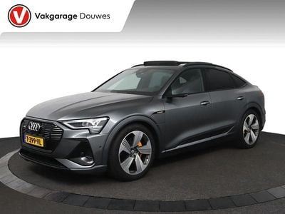 Grijs Occasion 2023 Audi e-tron SUV | € 31.450 (Super prijs)