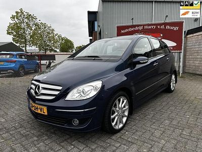 Mercedes B200