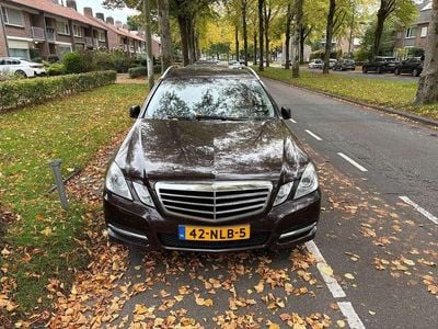 Mercedes E200