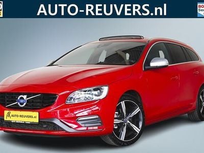 Rood Occasion 2018 Volvo V60 R-Design Stationwagen | € 17.700 (Super prijs)
