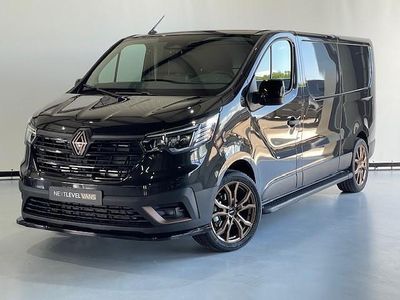 Zwart Gebruikt 2023 Renault Trafic Black Edition MPV | € 33.950 (Iets duurder)