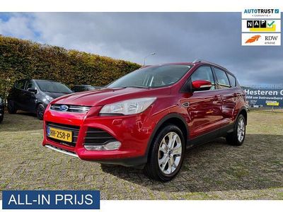 Rood Gebruikt 2015 Ford Kuga Titanium SUV | € 14.700 (Eerlijke prijs)