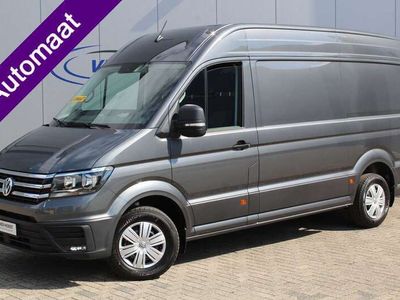 tweedehands VW Crafter 35 2.0-140pk TDI AUTOMAAT L3H3. Airco, verwarmd stuurwiel, comfortabele verwarmde chauffeurst., camera, cruise cntrl., navigatie, metallic lak, 3-zits, etc. Uit voorraad leverbaar !