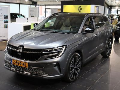 Grijs metallic Gebruikt 2024 Renault Espace Iconic MPV | € 43.850 (Iets duurder)