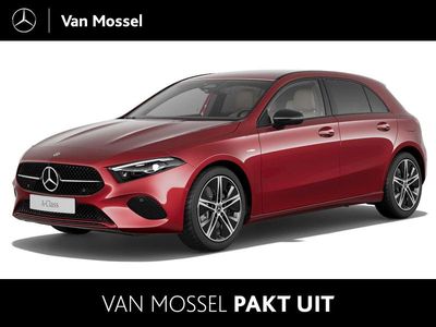 Rood Nieuw 2025 Mercedes A250 Luxury Hatchback | € 49.226