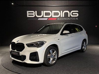Wit Gebruikt 2022 BMW X1 Efficient Dynamics SUV | € 28.950 (Eerlijke prijs)