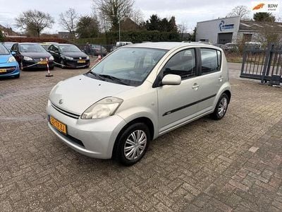 Occasion Daihatsu Sirion 87 PK (63 kW) 2007 Beige Hatchback