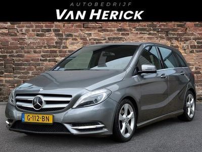 tweedehands Mercedes B180 Ambition | Cruise | Navi | Camera | Trekhaak