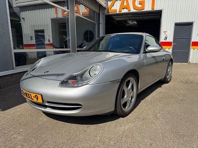 Porsche 911 Carrera 4