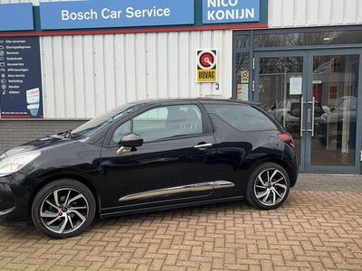 Occasion DS Automobiles DS3 Crossback Connected Chic 110 PK (80 kW) 2018 Zwart SUV
