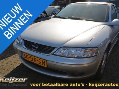 Grijs Occasion 1999 Opel Vectra Sedan | € 2.650