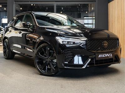 Zwart (metallic) Occasion 2025 Volvo XC60 Plus SUV | € 69.995