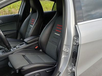 Grijs Occasion 2016 Mercedes A180 Ambition Hatchback | € 13.950 (Eerlijke prijs)