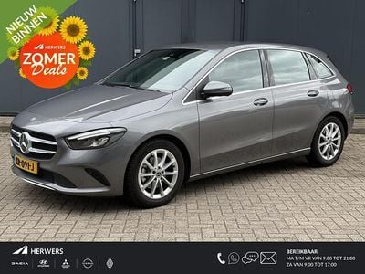 Mercedes B200
