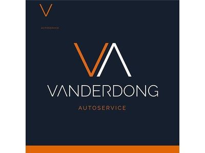 Grijs Occasion 2017 Ford C-MAX Titanium MPV | € 7.945 (Iets duurder)