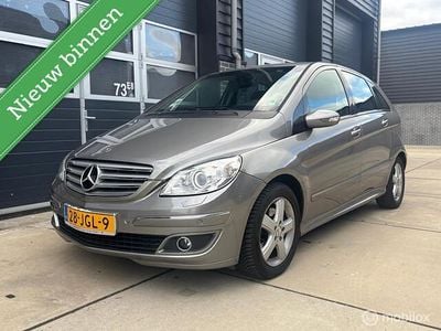 Mercedes B200