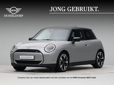 Grijs Nieuw 2025 Mini Cooper SE Classic Hatchback | € 36.550