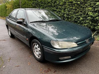 tweedehands Peugeot 406 1.8i Zenith / BERLINE / ESSENCE / EXPORT