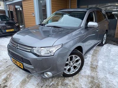 Grijs Occasion 2013 Mitsubishi Outlander Instyle SUV | € 12.750 (Eerlijke prijs)