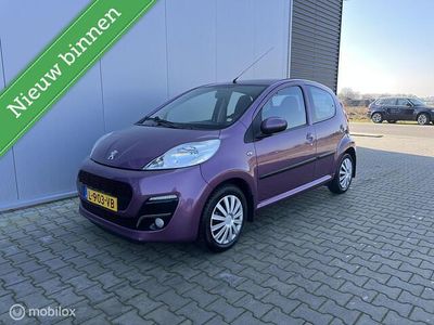 Occasion Peugeot 107 Access 68 PK (50 kW) 2012 Paars Hatchback