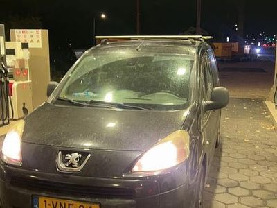 Gebruikt 2011 Peugeot Partner MPV | € 2.600 (Eerlijke prijs)